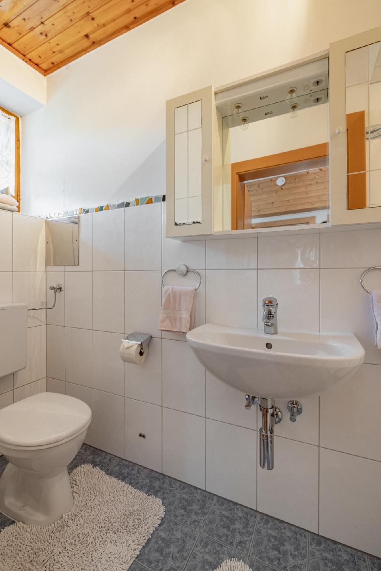 Lissis Bauernhof Appartments Gundersheim Εξωτερικό φωτογραφία